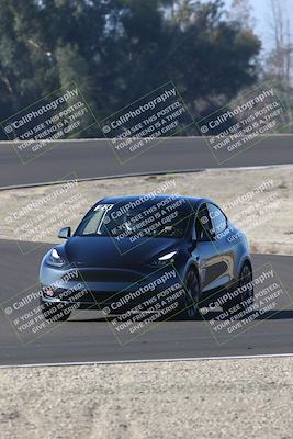 media/Nov-08-2025-Speed Ventures (Sat) [[1c7a6332f5]]/TC B/Session 1 (Turn 3)/